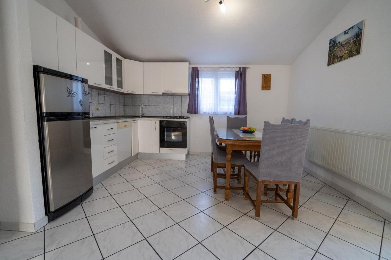 Apartman Marija Imotski Bagian luar foto