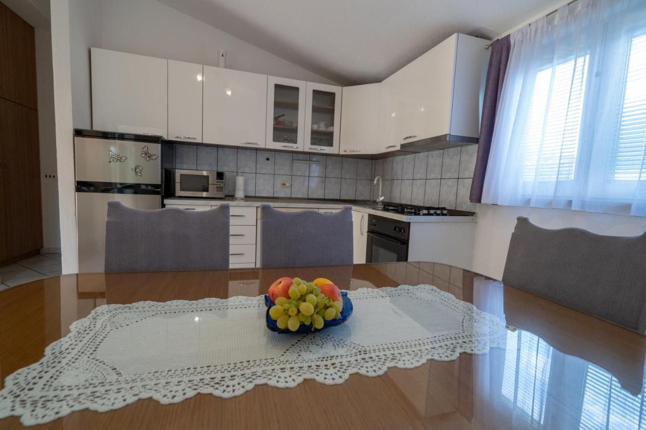 Apartman Marija Imotski Bagian luar foto